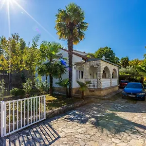 Apartment Stipancic, Malinska